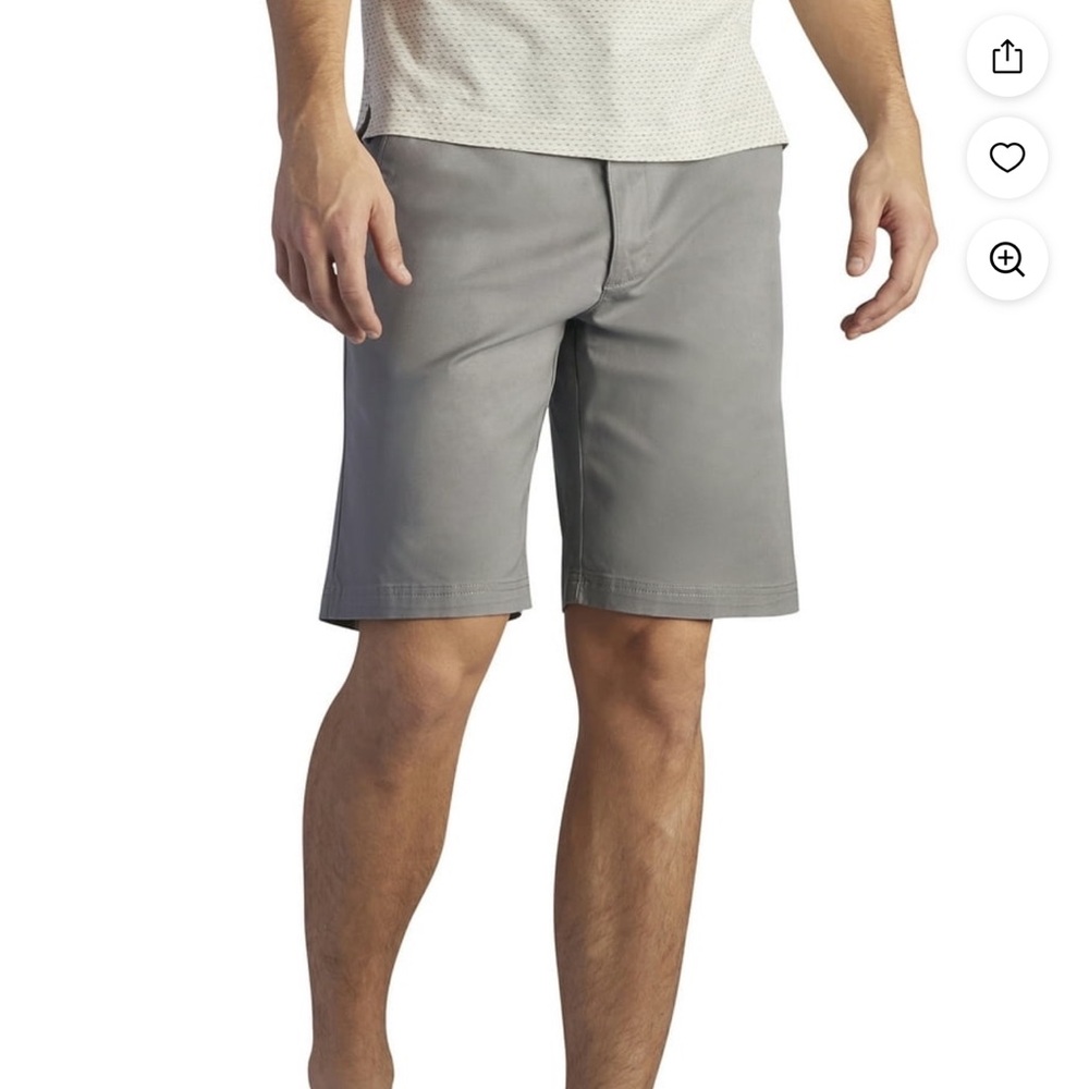 Lee Men's Gray Flat Front Shorts
